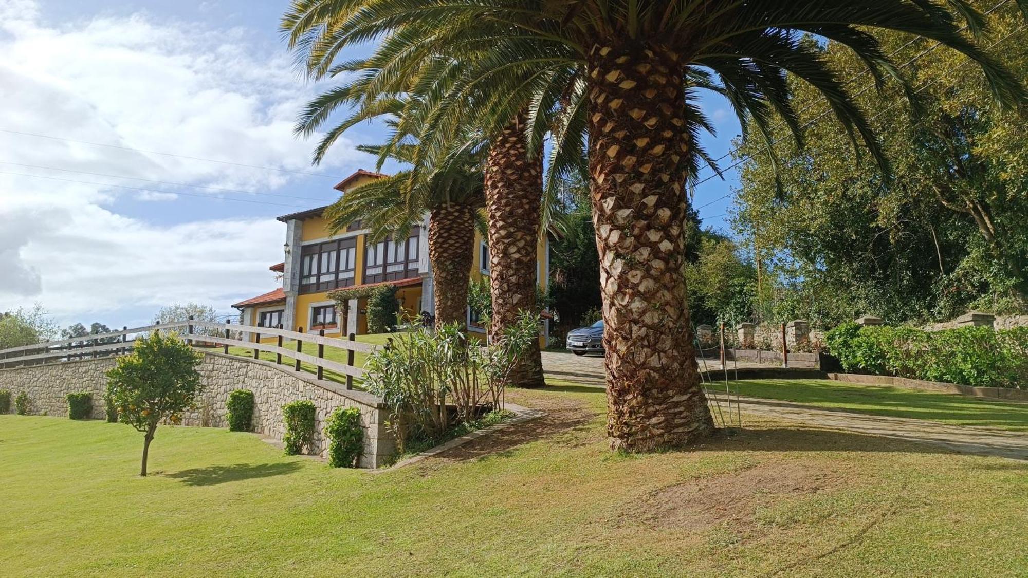 El Corral Del Acebo Pension Nueva De Llanes Buitenkant foto